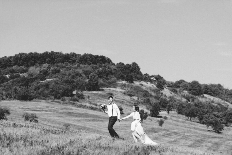 wedding-outside-budapest-nature