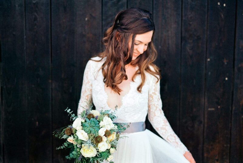 intimate-natural-wedding-shot-on-film