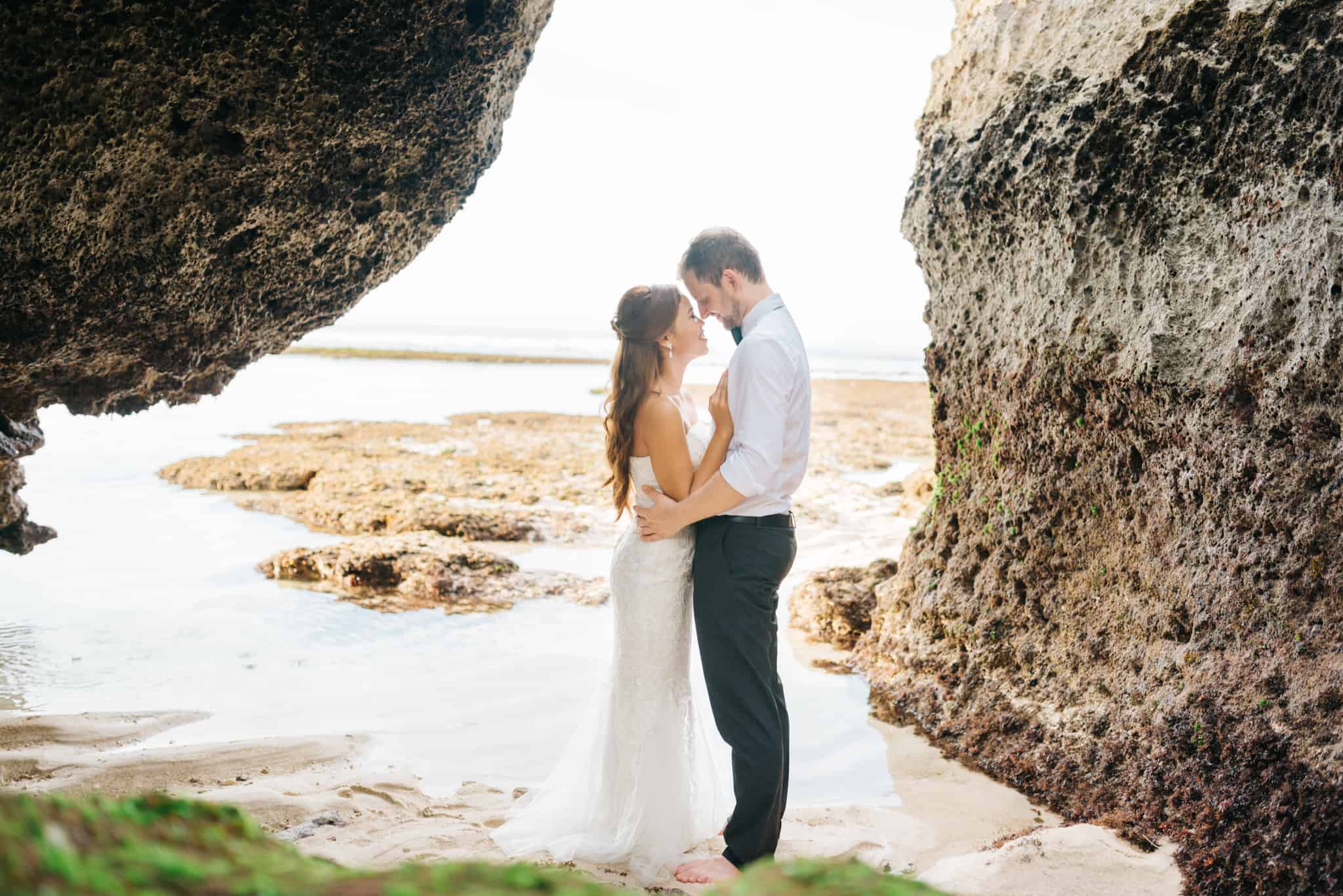 005-suluban-beach-wedding