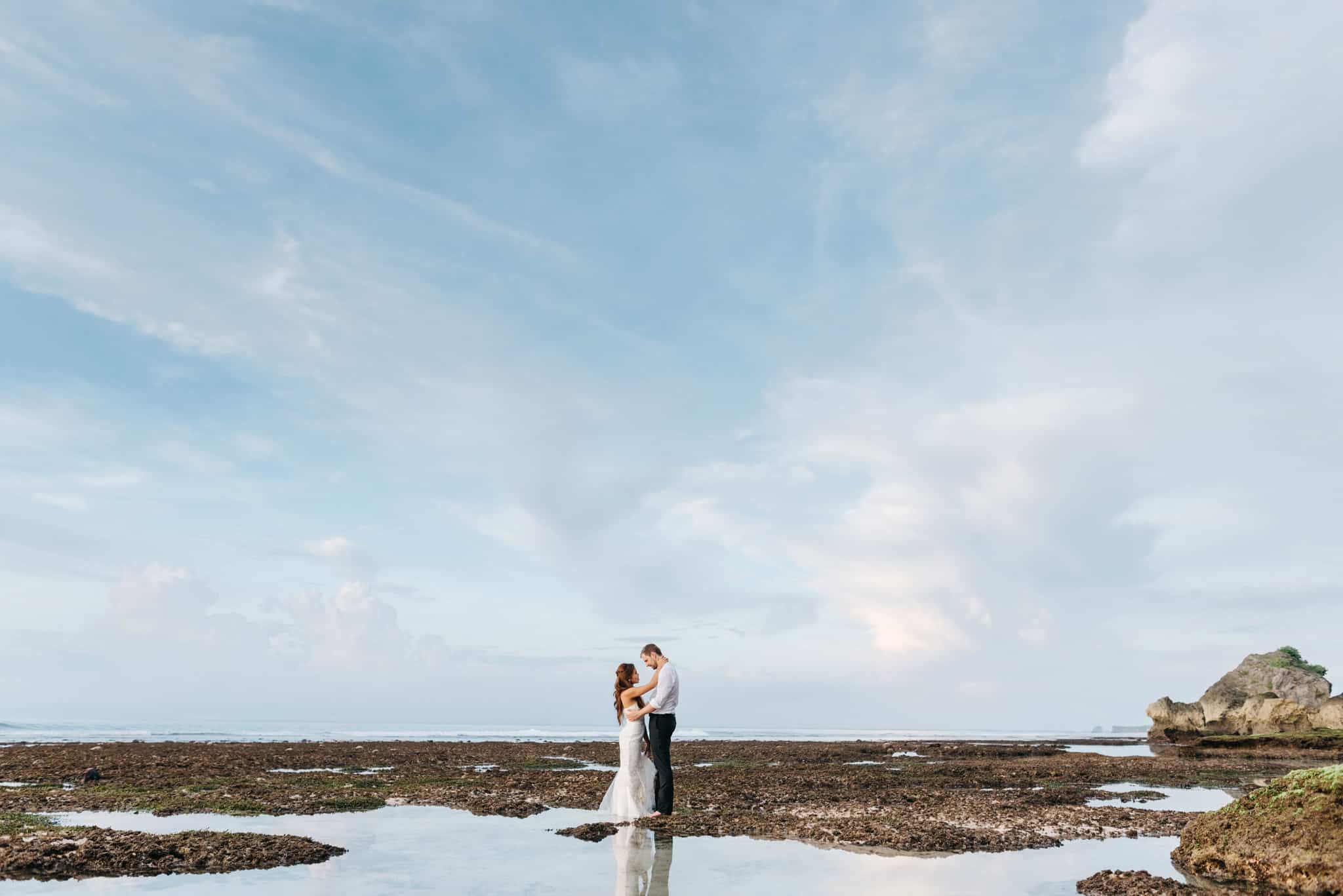 suluban beach wedding