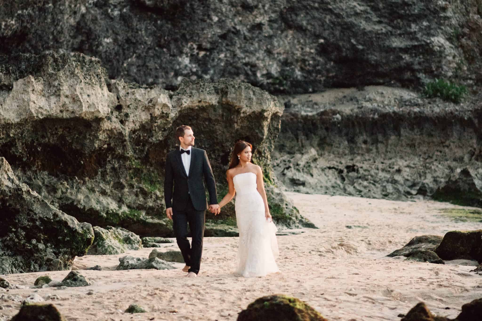 suluban beach wedding