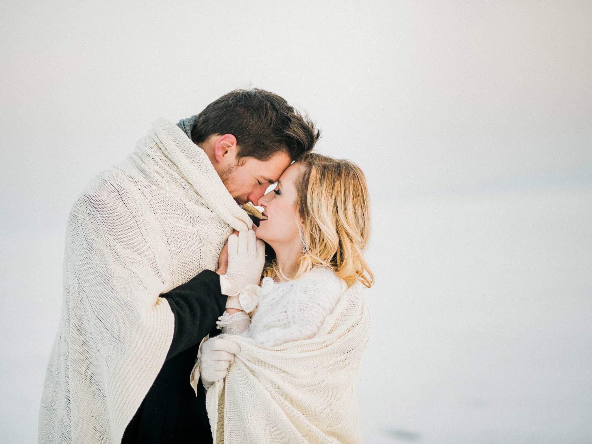 61_wedoverhills_cozy_under_a_blanket