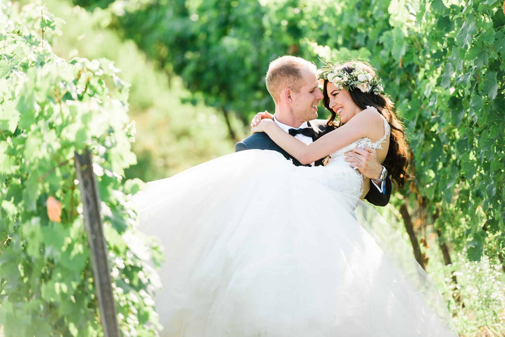 Wedoverhills_Prewedding_Film_Photographer_Vineyard_Wedding_0026