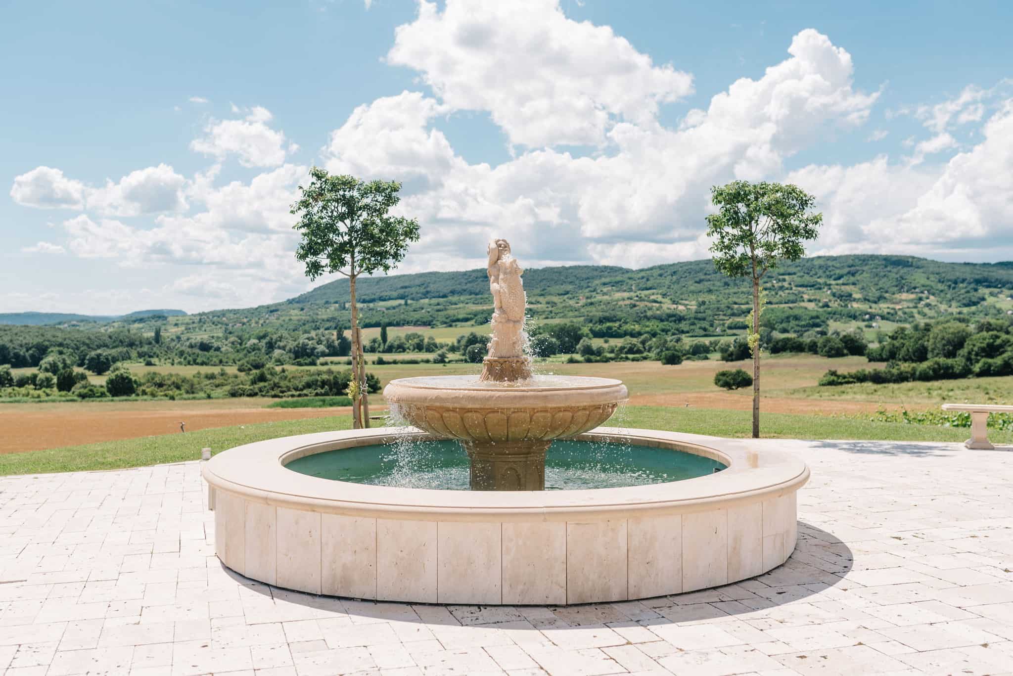 Wedoverhills_Prewedding_Hungary_Vineyard_Wedding_Location_0056