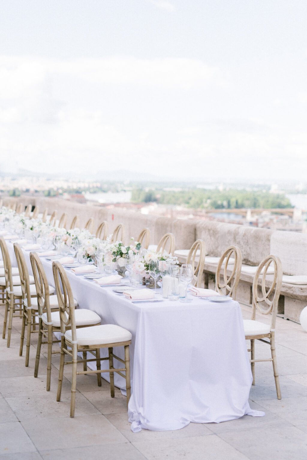 sophisticated wedding decor